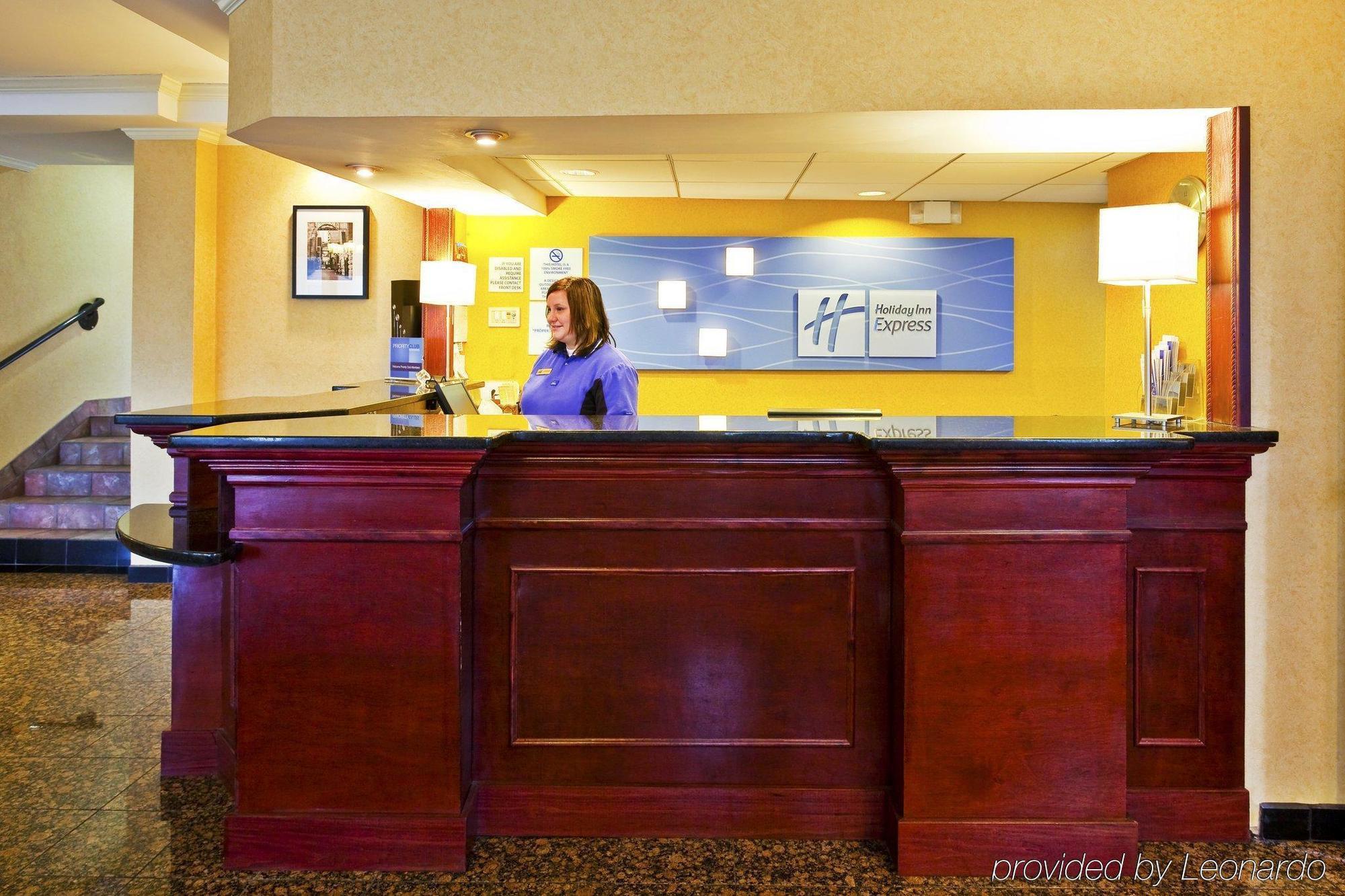 Holiday Inn Express & Suites Nashville-I-40 & I-24 Esterno foto